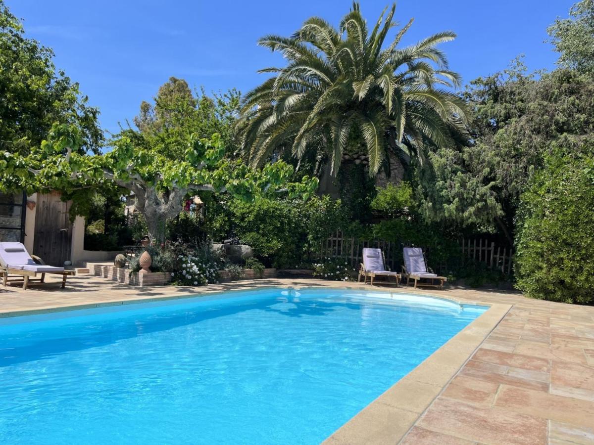 La Maison De Justine Grimaud Exteriör bild
